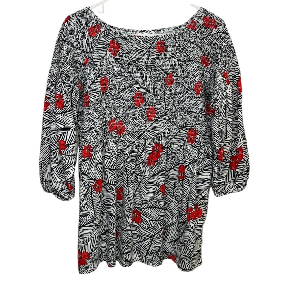J. Jill Size M Black/White Patterned Stretch Tunic Red Floral Accents 3/4 Sleeve